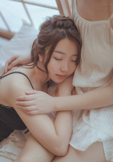 刀在喉咙