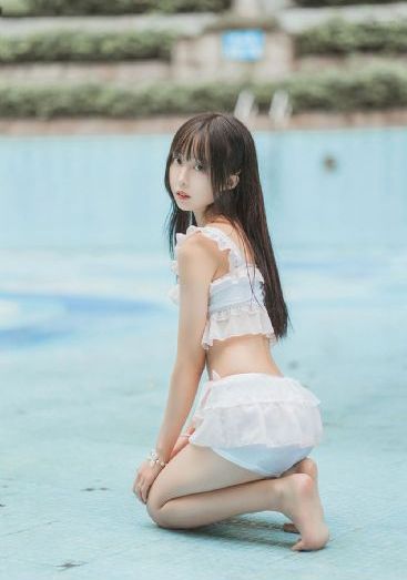 美丽女邻居交换4