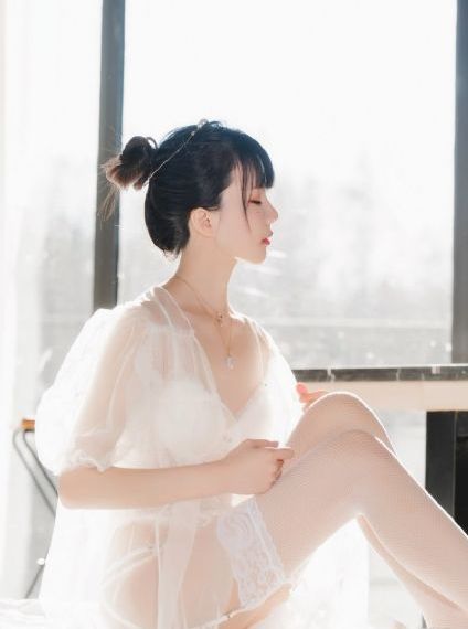 免费看美女的逼