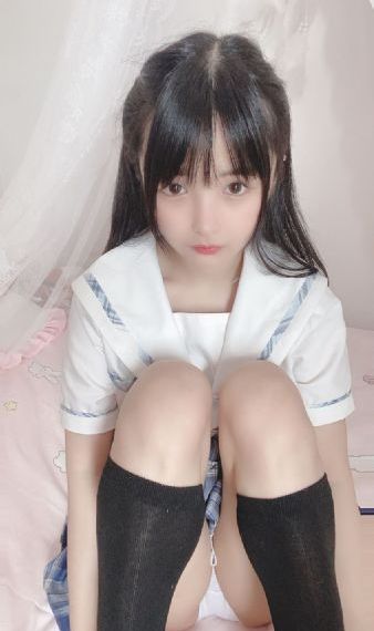 漂亮的保姆在线看中文字幕版