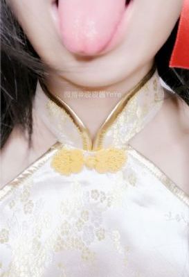 不扣扭的女孩
